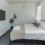Couple's Retreat Near Vanderbilt Nashville