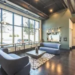 Apartment Gorgeous For 8 With Rooftop & Gym Near Dt Nashville