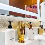 Dolly's Art Deco - Luxe Near Broadway Holiday home Nashville