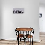 Spacious Duplex In Prime Location *