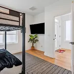 Holiday home Charming Gulch Retreat - Skyline Perfection *