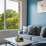 Landing Apartments - The Haysboro