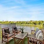 Lovely River View Walk To Downtown Has Garage And Balcony Apartment Nashville