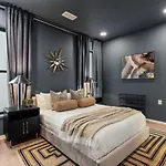 Lovely River View Walk To Downtown Has Garage And Balcony Apartment Nashville