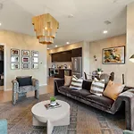 Lovely River View Walk To Downtown Has Garage And Balcony Apartment *