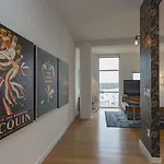 Artsy Extended Retreat Downtown Nashville