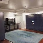 Landing Stunning 1bd Pool Clubhouse Apartment
