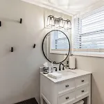 Luxurious 4br Pet Friendly *