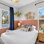 Holiday home Boho-chic With A Hot Tub, Fire Pit Nashville