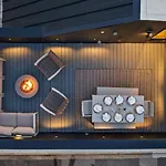 The Elmwood - Brand New Rooftop Lounge W Firepit