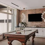 Holiday home Starr Piano - Highball And Bellamy - 8 Bedroom