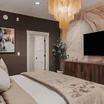 Holiday home Starr Piano - Highball And Bellamy - 8 Bedroom Nashville