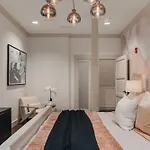 Starr Piano - Highball And Bellamy - 8 Bedroom Nashville