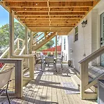 Holiday home Dream Sylvan Park 4 Bed 3 Bath, Lush Outdoor Area Nashville