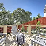 Holiday home Dream Sylvan Park 4 Bed 3 Bath, Lush Outdoor Area Nashville