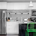 Sleeps 8 Stylish Sobro Suites Walk To Dining Drinks More - By Avantstay