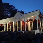 Holiday home Market Street House By Local Nashville