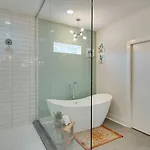 Holiday home The Myrtle By Local *