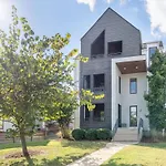 The Onyx Opal By Local Holiday home Nashville