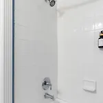 Apartment In The Heart Of - Unit794 *