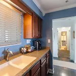 Apartment In The Heart Of - Unit794 *