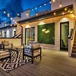 2 Hot Tubs Karaoke Game Room Downtown Nashville