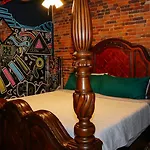 Broadway Penthouse 4Br 3Bth 2500 Sf