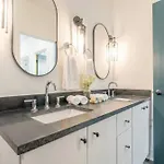 Holiday home Luxe 4br With Fire Pit Grill And Views