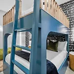 Holiday home The Modern Cowboy - Hot Tub & Rooftop On Music Row *