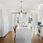 Holiday home Near Vanderbilt And Belmont With Garage, Pool Table