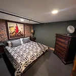 Holiday home Rockstar Penthouse Speakeasy - Massive By Broadway *