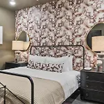 The Modern Cowboy - Hot Tub & Rooftop On Music Row Holiday home Nashville