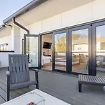 Holiday home Luxe Landing *