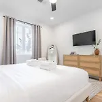 Holiday home Luxe Landing *
