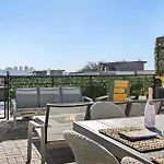 Nash Skyline Views Rooftop With Fire Pit Grill Holiday home *