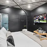 The Modern Cowboy - Hot Tub & Rooftop On Music Row Holiday home Nashville