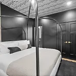 The Modern Cowboy - Hot Tub & Rooftop On Music Row