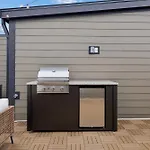 Holiday home Chic Nash Townhouse Rooftop Patio And Views *
