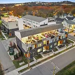Holiday home Private With Rooftop Game Near Downtown *