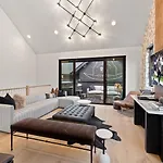 The Modern Cowboy - Hot Tub & Rooftop On Music Row Holiday home *