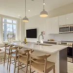 Sleeps 24 3 Modern 4Bdr Townhomes W Covered Patios Nashville Group Retreat