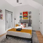 Charming Gulch Retreat - Skyline Perfection