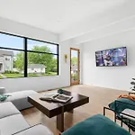 Modern Palette - Private Patio - Mins To Broadway *