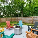 Vacation Haven Hot Tub Fire Pit Grill & Arcade *
