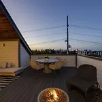 Holiday home Luxe-elevate-modern Luxury-stunning Views