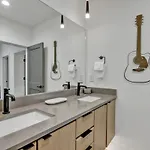 Euphony - Designer Furnishings - 5 Mins To Broadway * Nashville