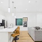 The Saddlery - Headliner - Walk To Broadway