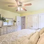 Apartment With Patio, 3 Mi To Grand Ole Opry Nashville