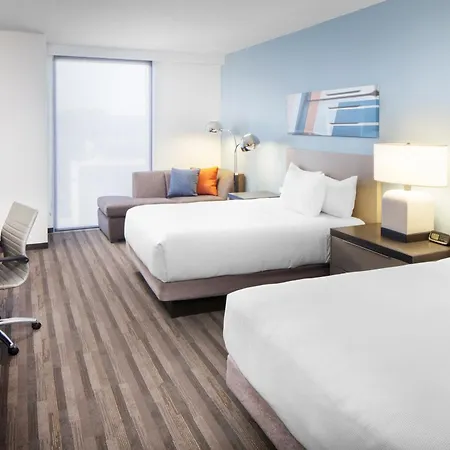Hyatt House At Vanderbilt Hotel 3*