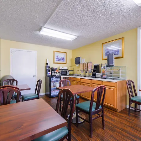 Hotel Americas Value Inn-nashville/airport South